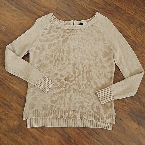 a.n.a. Brand Lt. Brown WM Sweater With Front Gold Print - Picture 8 of 8